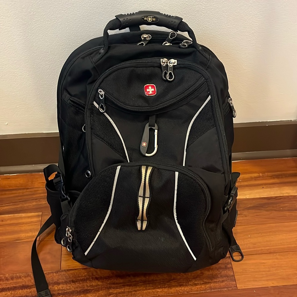 SwissGear Airflow Black Laptop Backpack